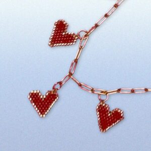 Collar de Corazones Rojos