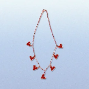 Collar de Corazones Rojos